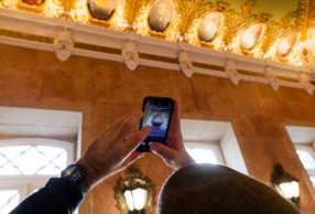 Dia Mundial do Turismo celebrado com visita guiada à Muralha Romana e exposição na Loja de Turismo de Viseu